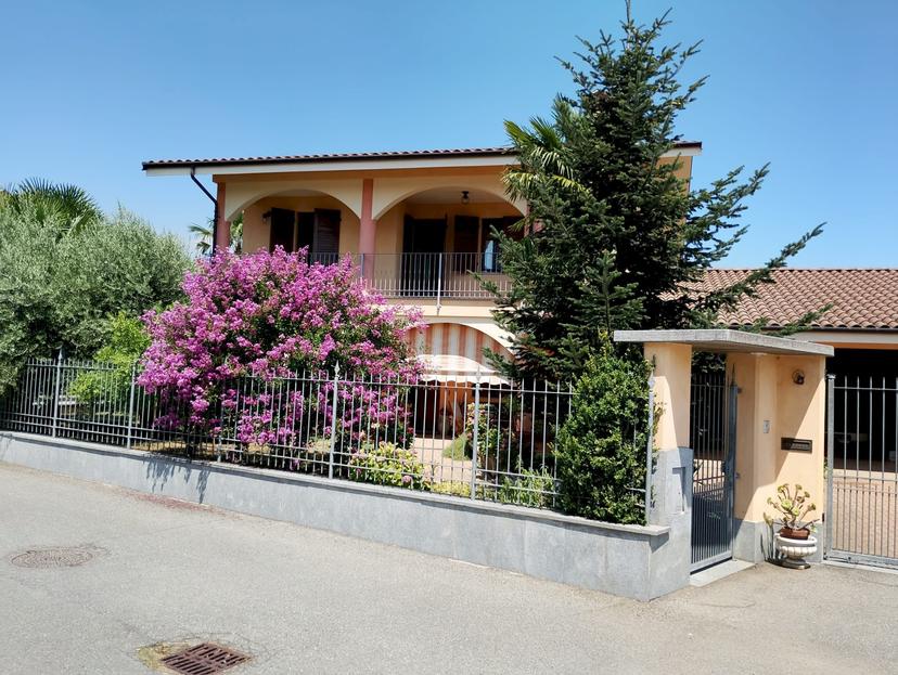 Villa in Via R. Carignano 15, Campiglione Fenile — foto 2 di 5