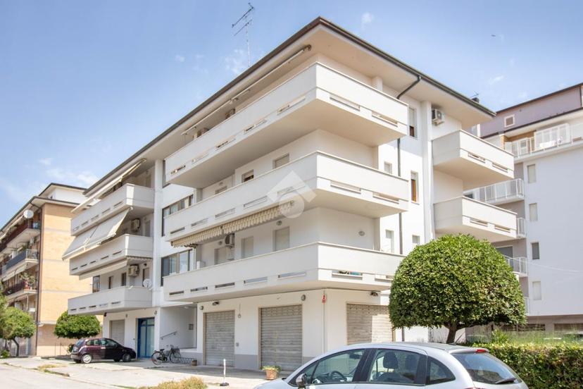 Attico in Via Giovanni XXIII 46, Porto San Giorgio — foto 3 di 5