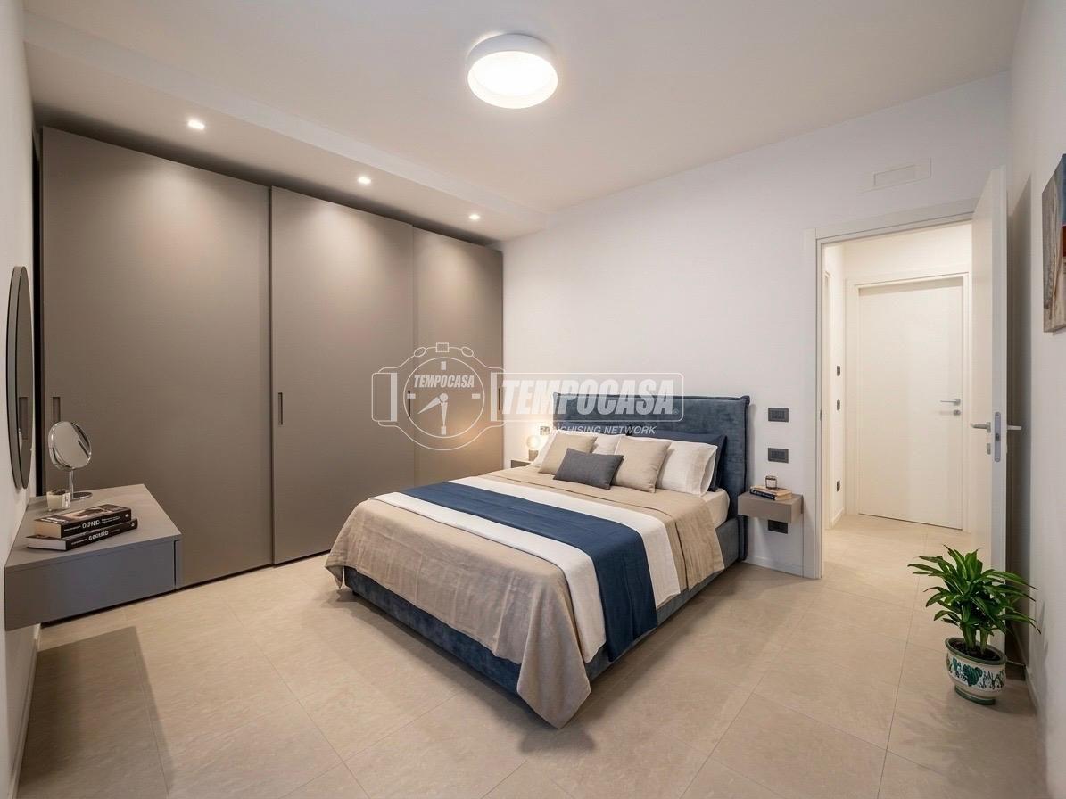 Casa indipendente in Via Calabrese, Mola di Bari