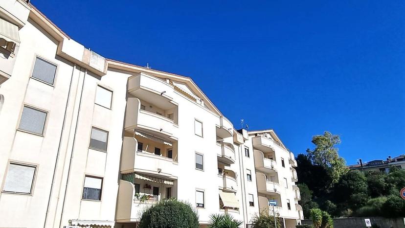 Attico in Via Carmelo Floris 3, Sassari — foto 3 di 5