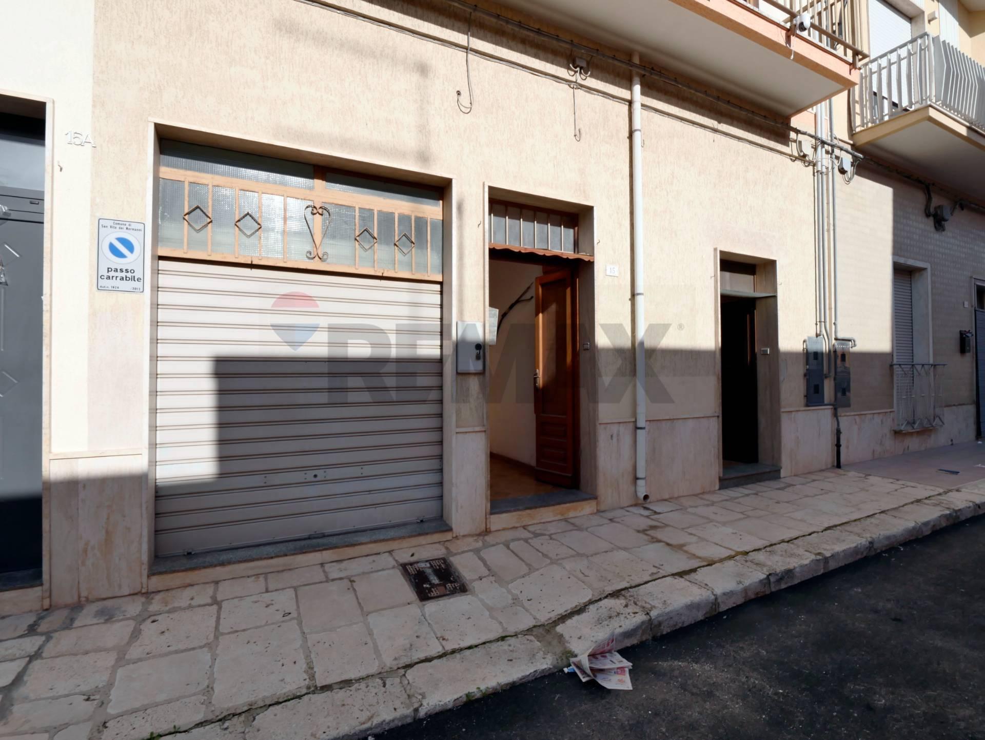 Casa indipendente in Via Angelo Lanzillotti 15/a, San Vito dei Normanni