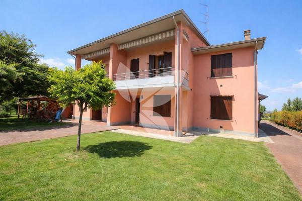 Appartamento in Via Facchini, Soragna