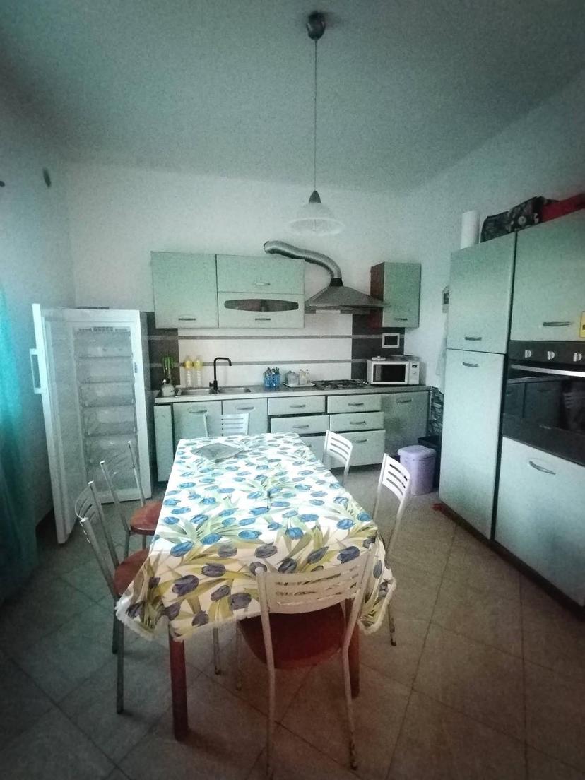 Porzione di casa, Carrara
