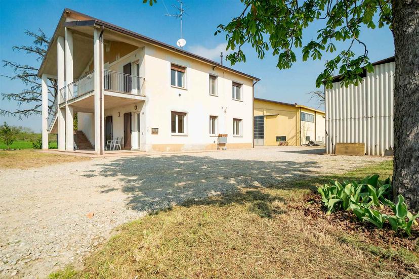 Casale, Malalbergo — foto 4 di 5