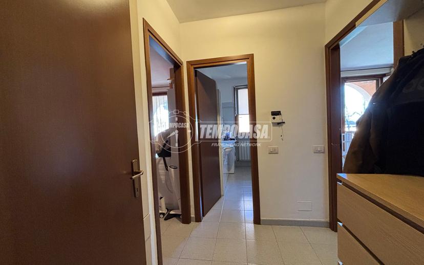 Trilocale in Via della Miseria 9, Parona — foto 3 di 5