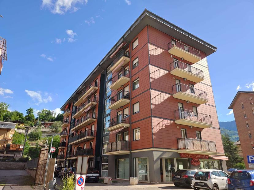 Quadrilocale in Corso Ivrea, Aosta