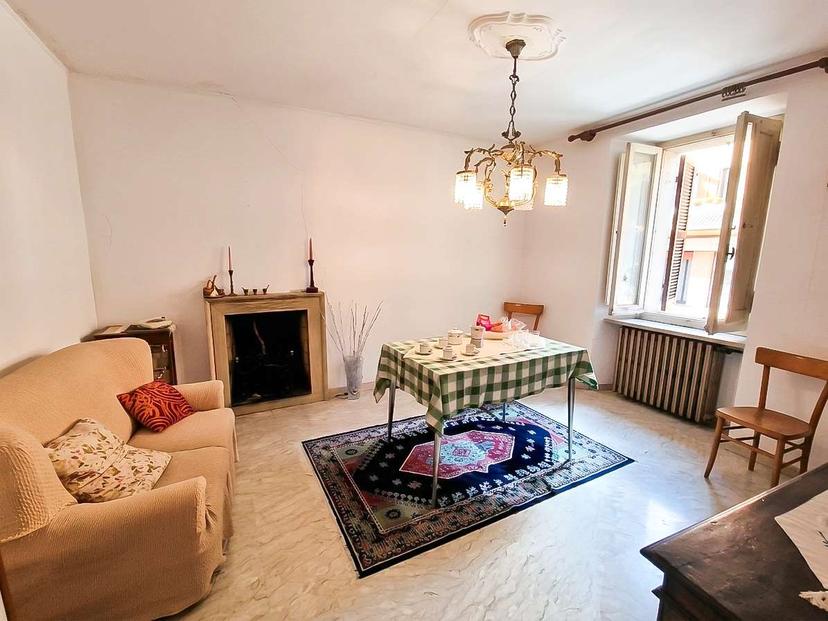 Casa indipendente in Via Roma, Carpegna