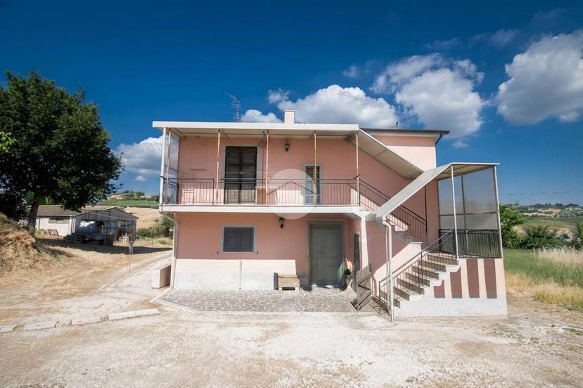 Casa indipendente in Contrada Monterone 3, Atri — foto 4 di 5
