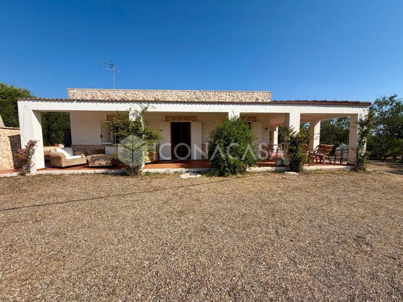 Villa unifamiliare in Strada Provinciale 14 S.N.C., Ostuni