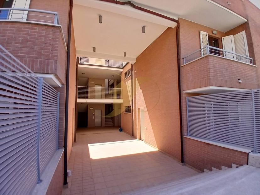 Trilocale in Via Dante Alighieri 3, Sant'Elpidio a Mare