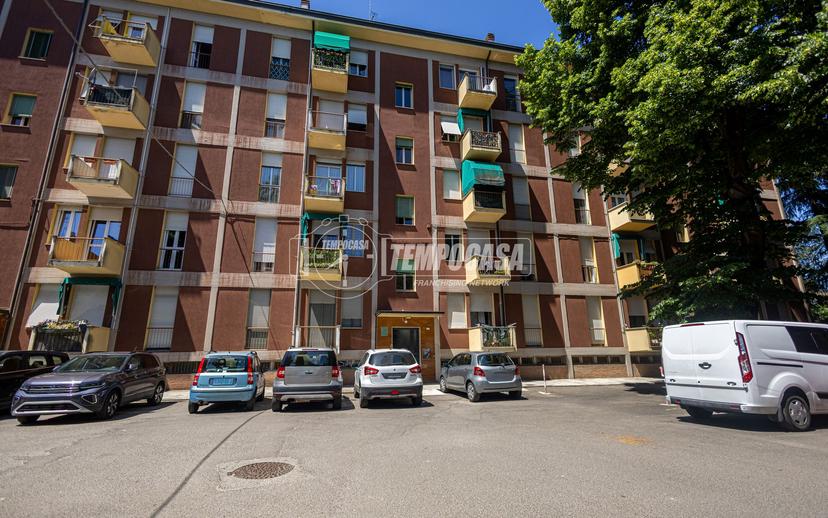 Trilocale in Via Monte Prampa, Reggio nell'Emilia