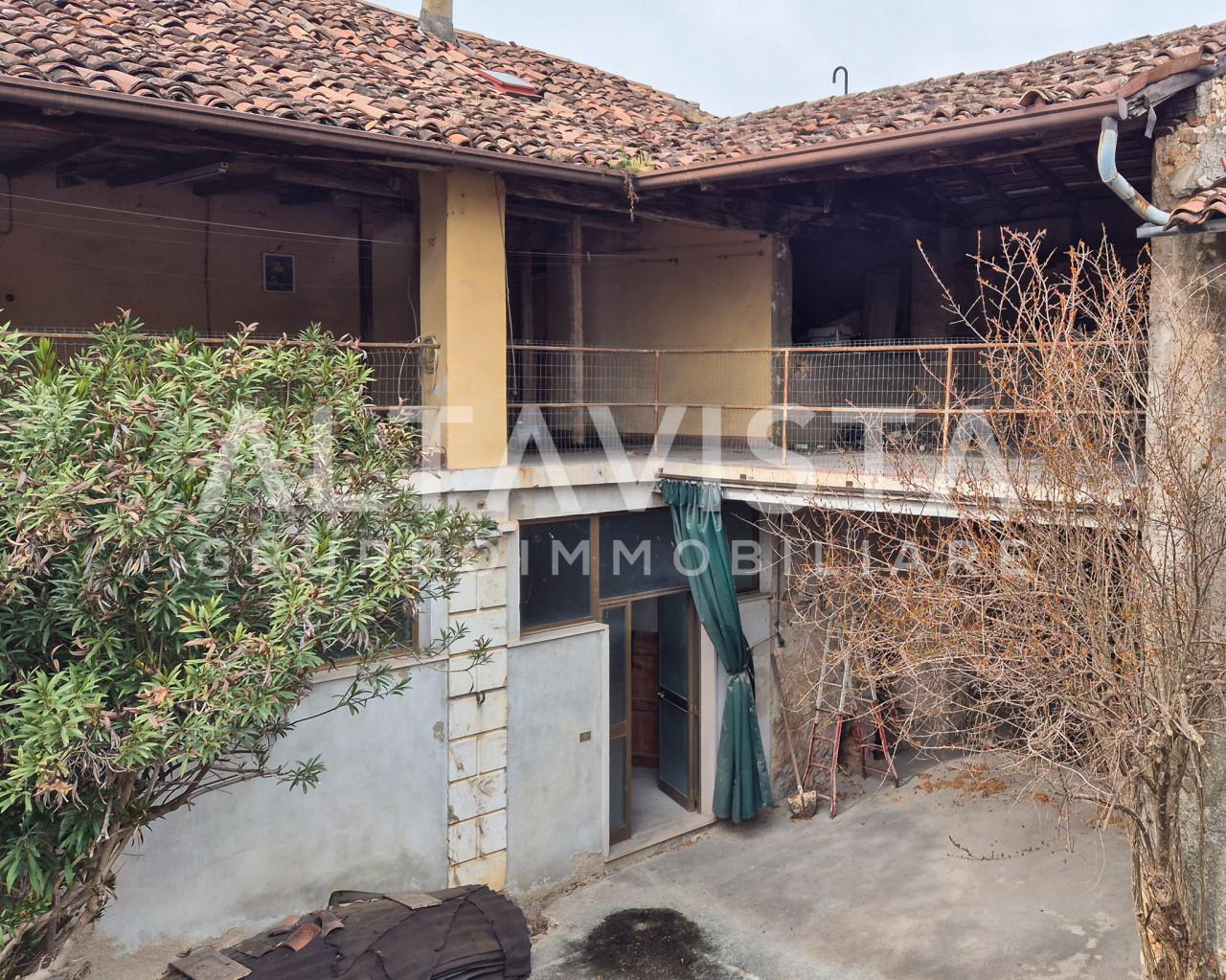 Cascina in Via Guglielmo Marconi, Nuvolera