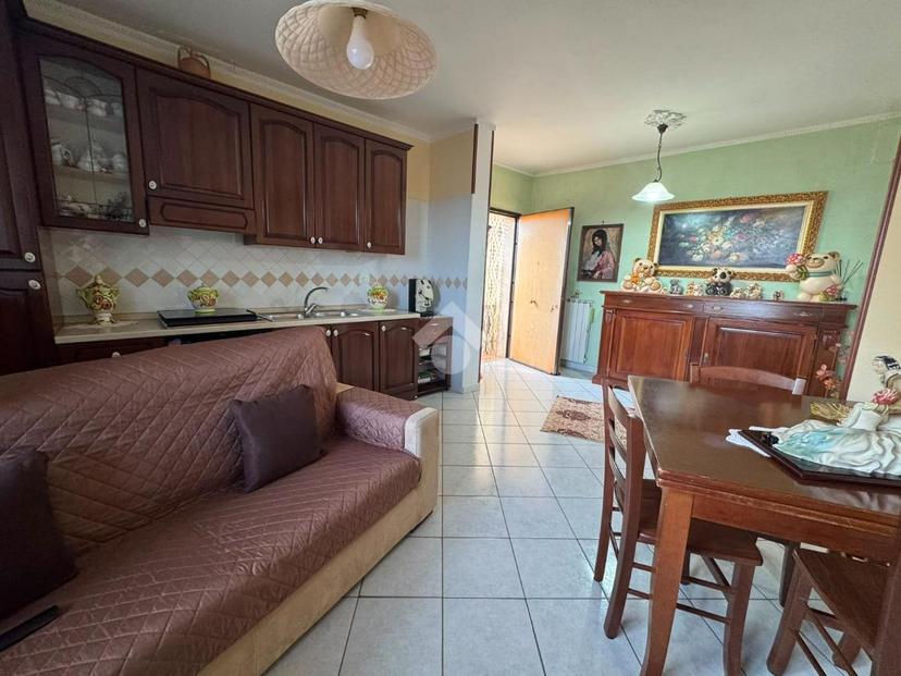 Casa indipendente in Via Ten. Raffaele Iacuzio, Giffoni Sei Casali