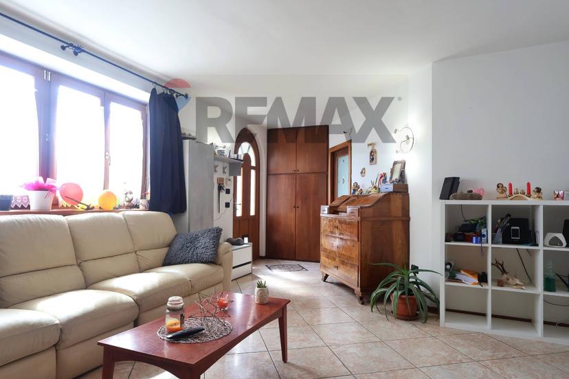 Casa indipendente in Via Nazionale 33, Contà — foto 2 di 5