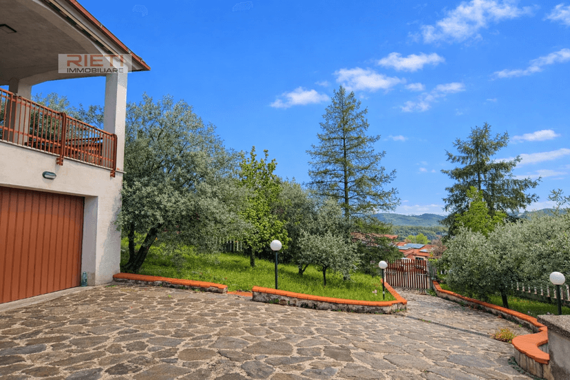 Villa in Via Giacomo Matteotti, Poggio Moiano — foto 2 di 5
