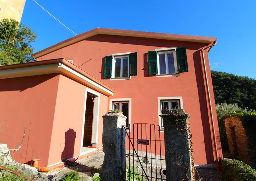 Villa a schiera, Avegno — foto 5 di 5