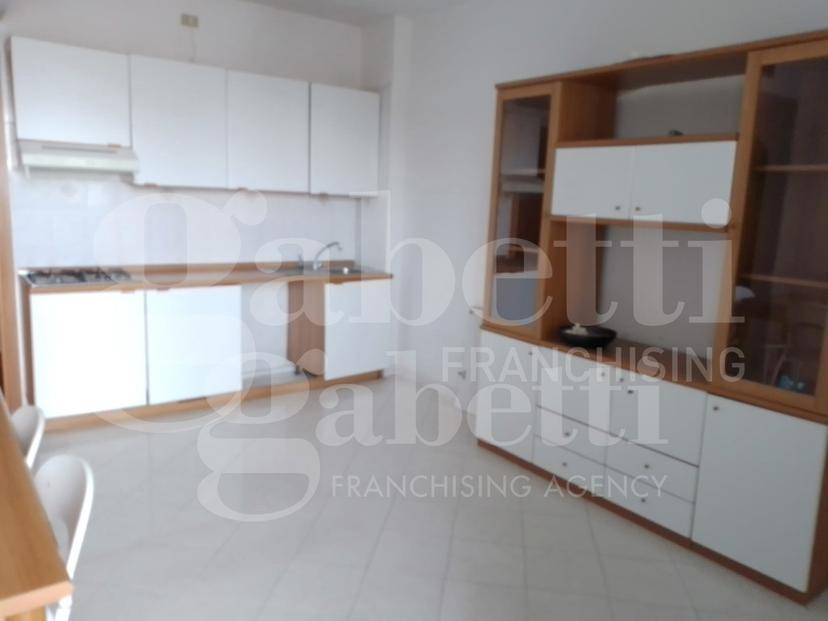 Appartamento in Via Matteotti 3^ Traversa 16, Rodi Garganico — foto 4 di 5