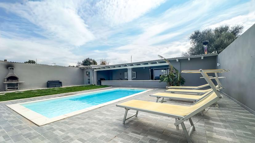 Villa unifamiliare in Via dei Gladioli , Quartu Sant'Elena — foto 2 di 5
