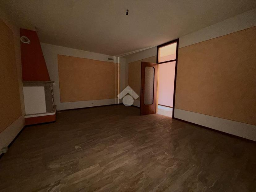Trilocale in Via Dante Alighieri 46, Verolanuova — foto 2 di 5