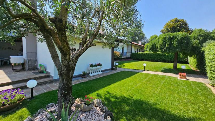 Villa in Via San Pietro, Coccaglio — foto 2 di 5