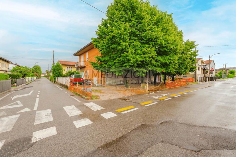 Casa indipendente in Via Labriola, Mira — foto 4 di 5