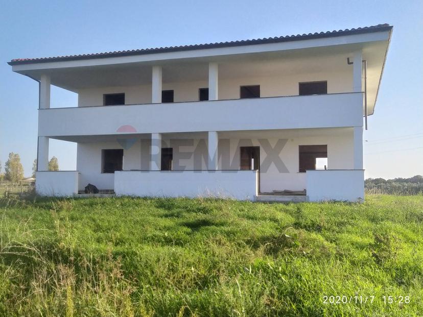 Casa indipendente in Via Apriliana 58/a, Aprilia — foto 3 di 5