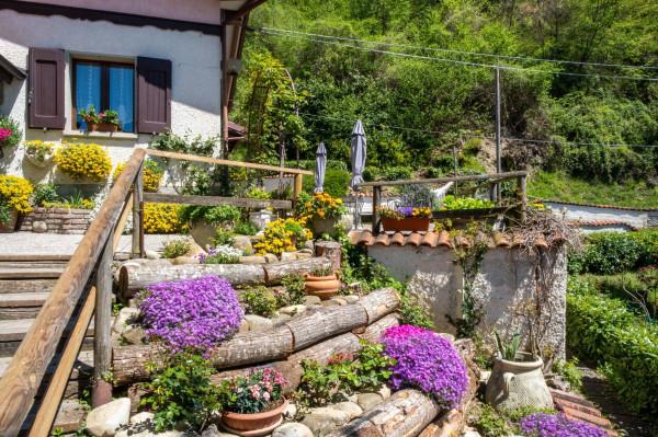Villa plurifamiliare in Via Passo Sella, Castel d'Aiano — foto 2 di 5