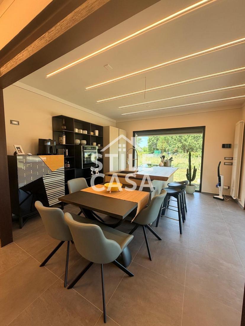 Villetta in Lfranco di 56022, Castelfranco di Sotto — foto 3 di 5