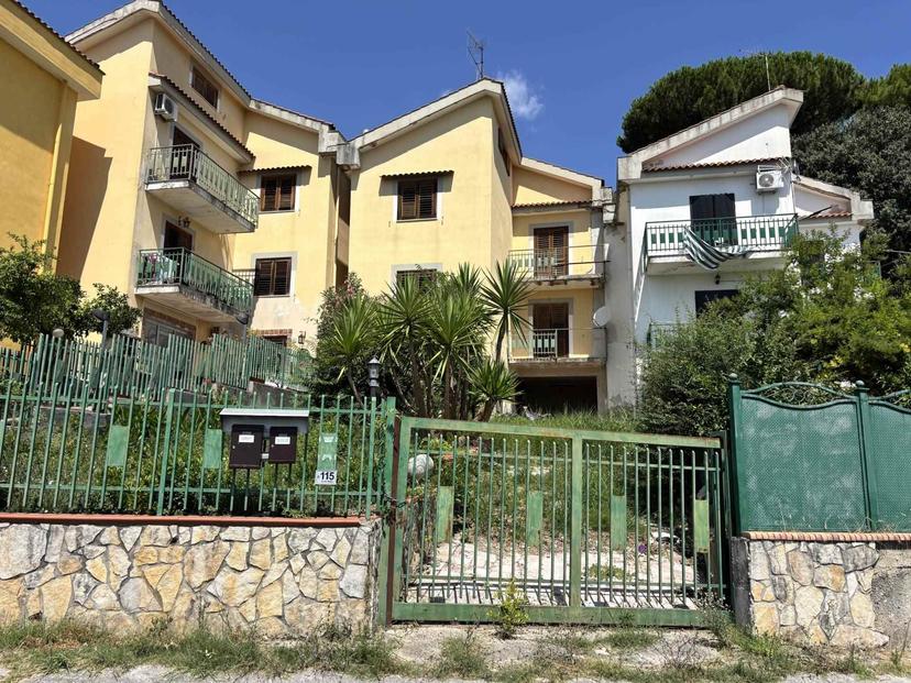 Villa a schiera in Via San Matteo, Montecorvino Pugliano — foto 3 di 5