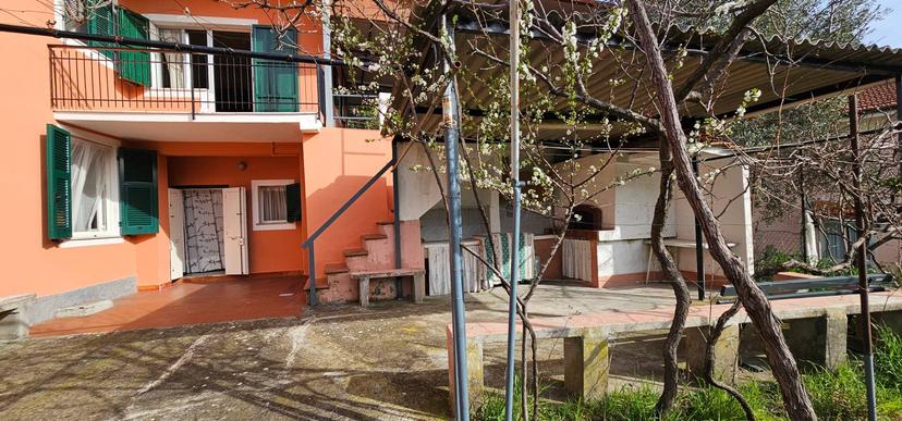 Casa indipendente in Via 1 Maggio, Casarza Ligure — foto 3 di 5