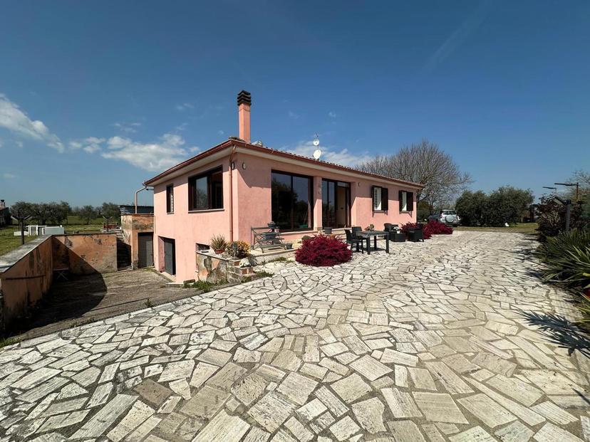 Villa in Via della Carraccia 56, Civita Castellana — foto 4 di 5