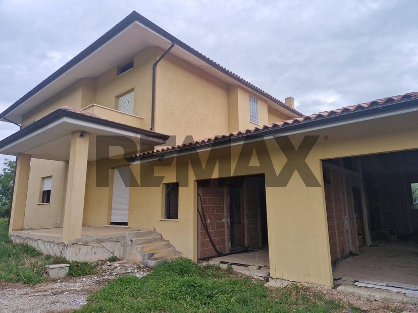 Villa in Località Carloni 10, Arielli — foto 2 di 5
