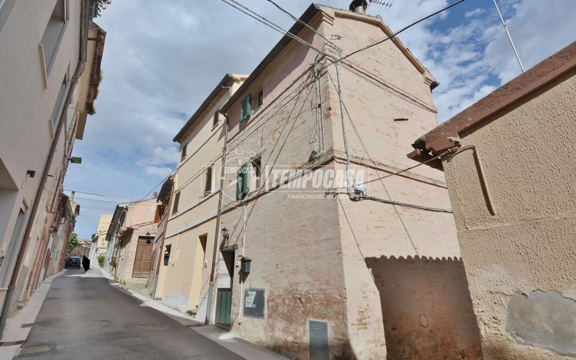 Casa indipendente in Via San Marcello, Montefano — foto 3 di 5