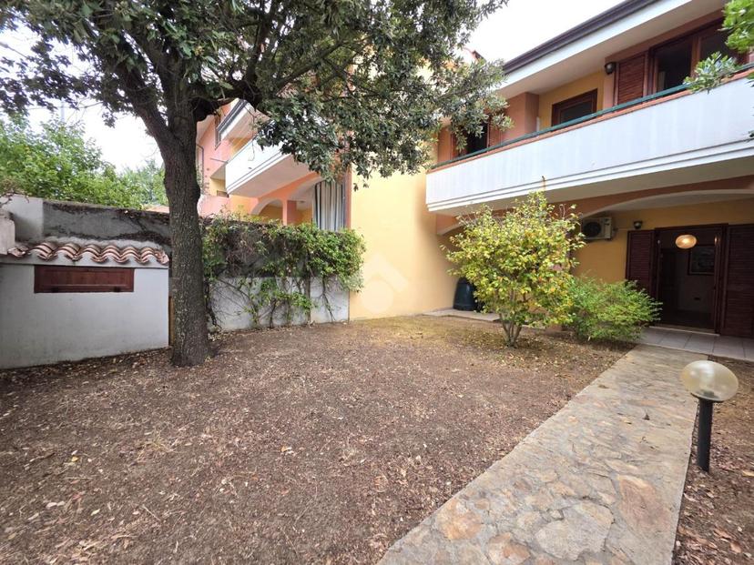 Villa a schiera in Via Enrico De Nicola 52, Nuoro — foto 2 di 5