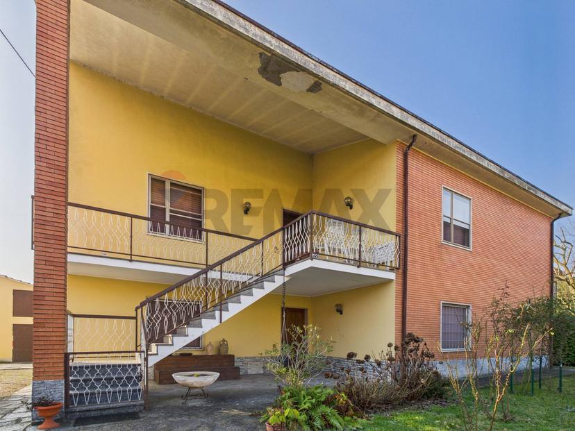 Villa, Casatisma