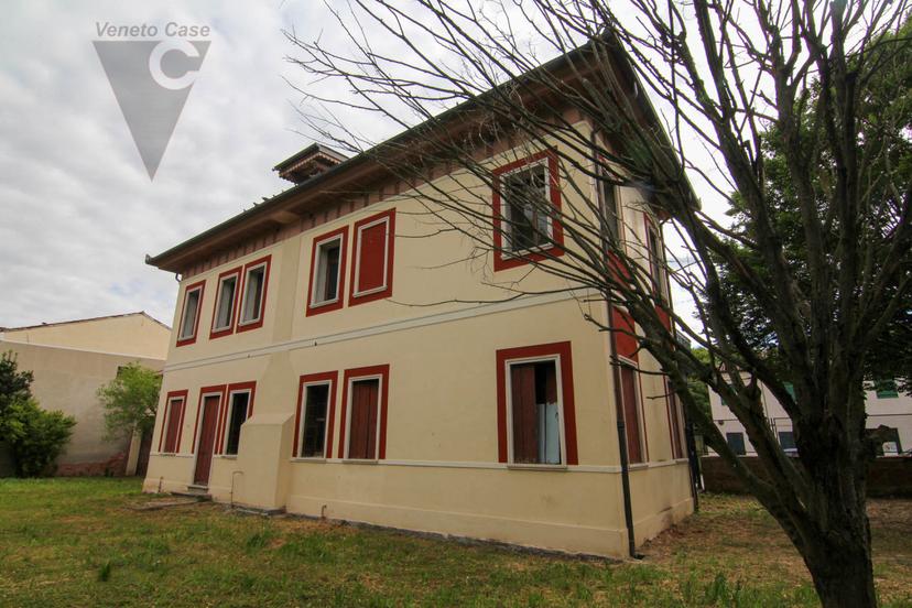 Villa in Via Giuseppe Mazzini, Bagnoli di Sopra — foto 2 di 5