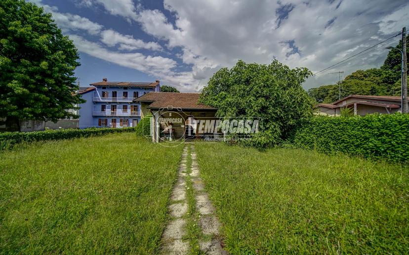 Quadrilocale in Via Caduti Libertà, Castelletto sopra Ticino — foto 2 di 5