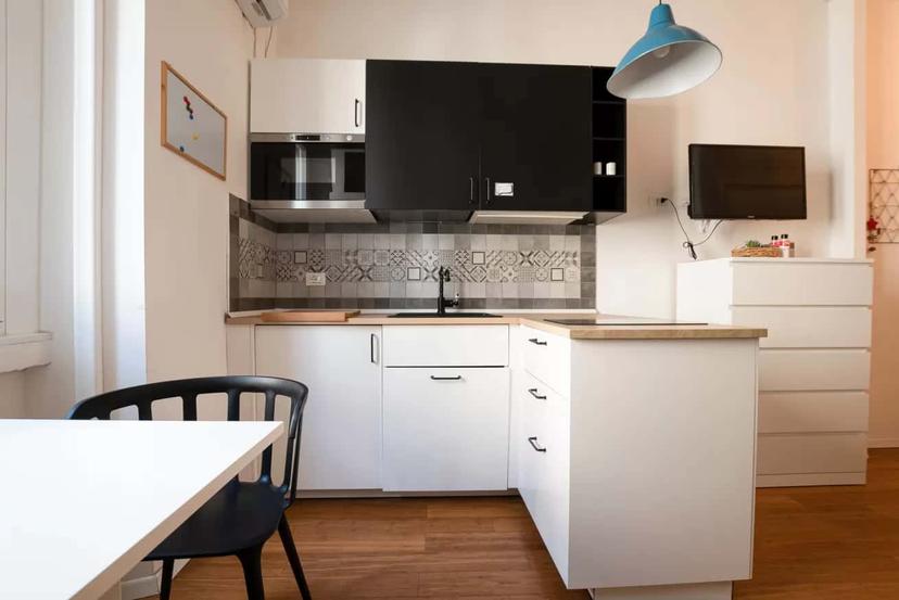 Monolocale in Viale Bligny 42, Milano