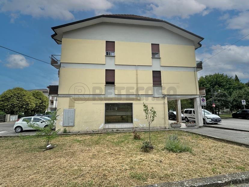 Appartamento in Piazza G. Mazzini 26, Trissino — foto 4 di 5
