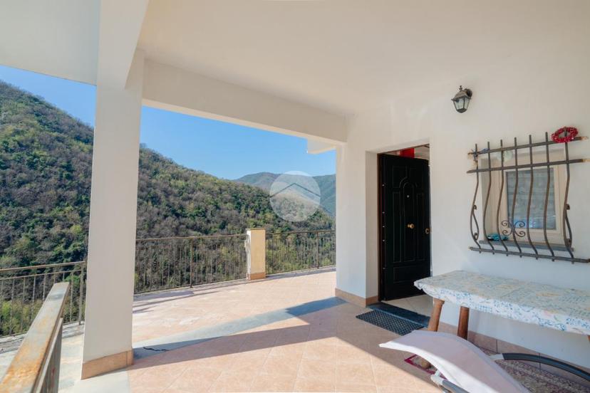 Villa in Via del Camoglino, Avegno — foto 3 di 5