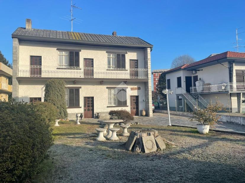 Casa indipendente in Via per Castelnovate 18, Cardano al Campo — foto 4 di 5