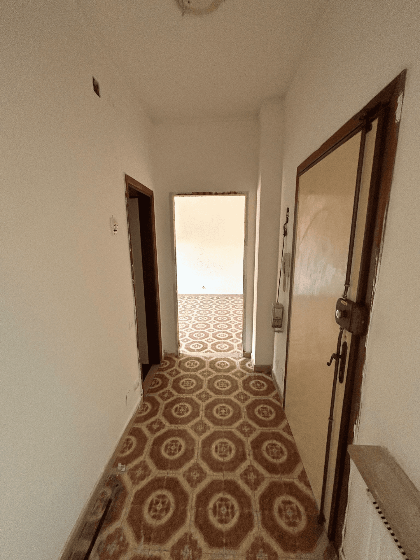 Trilocale, Villanova d'Albenga