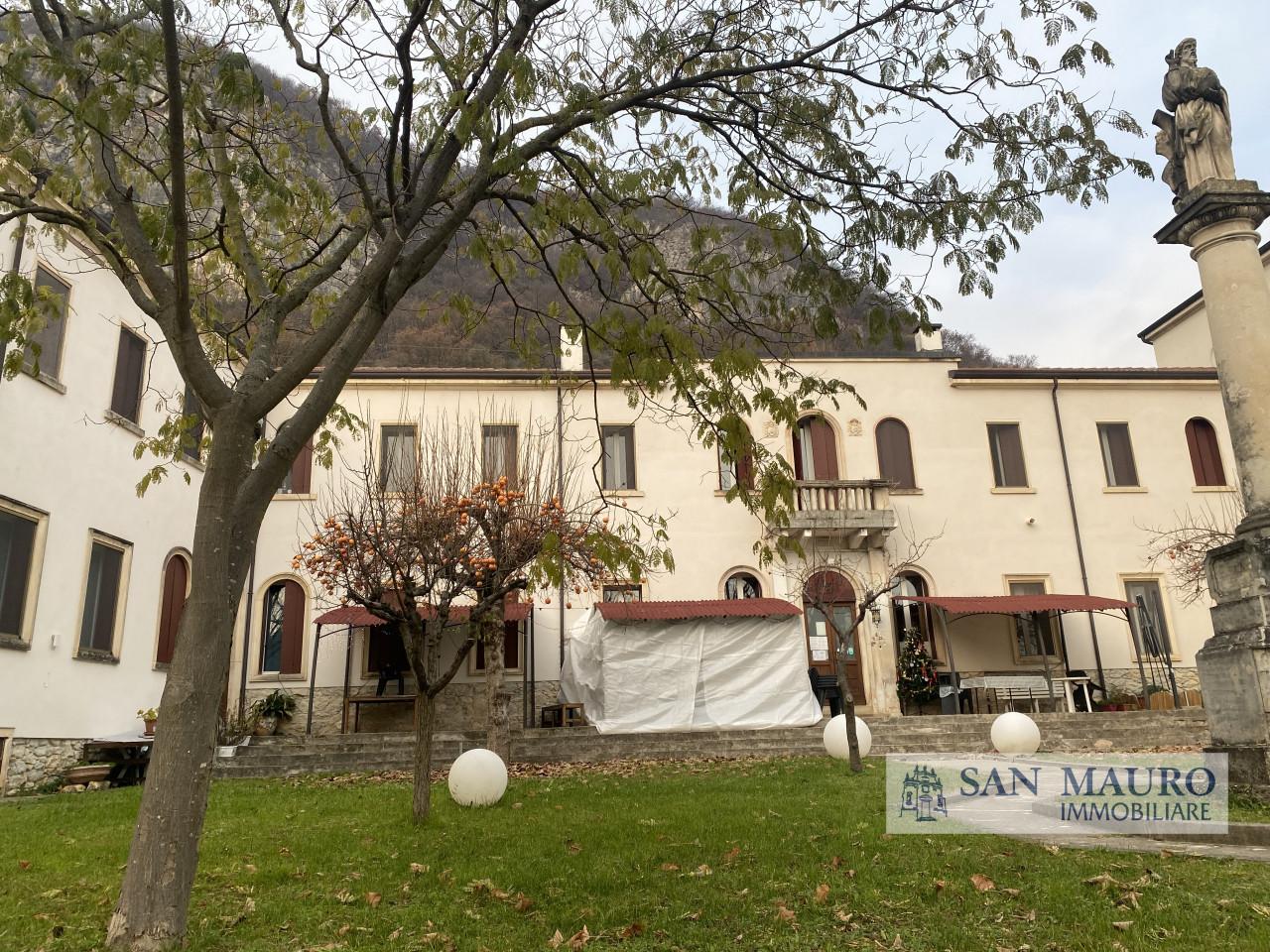 Appartamento in Piazza Mazzaretto, Longare