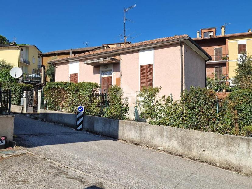 Casa indipendente in Via della Cava 14, Spoleto — foto 2 di 5