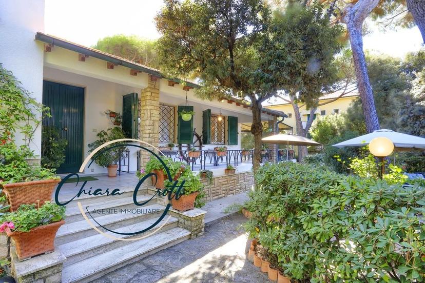 Villa, San Vincenzo — foto 3 di 5