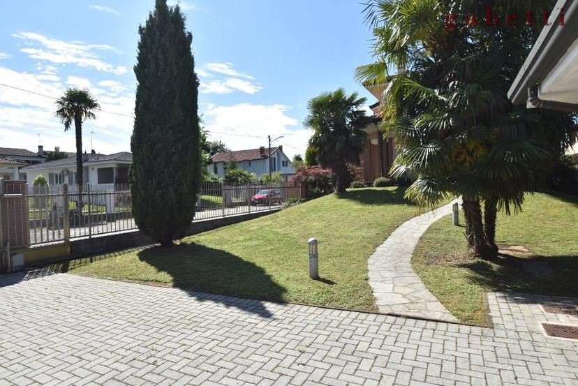 Villa in Via Tolstoj 7, Corbetta