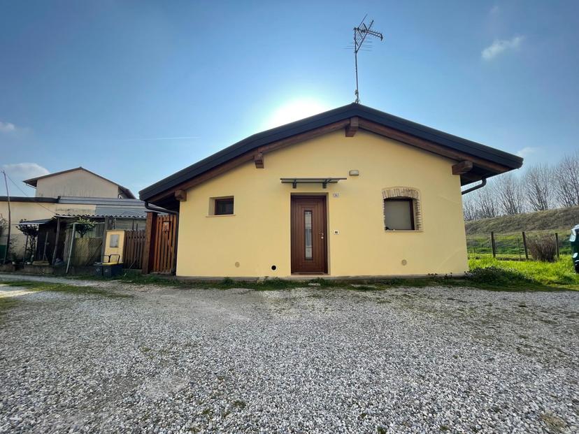 Terratetto plurifamiliare in Via San Mauro 36, Ronchis — foto 3 di 5