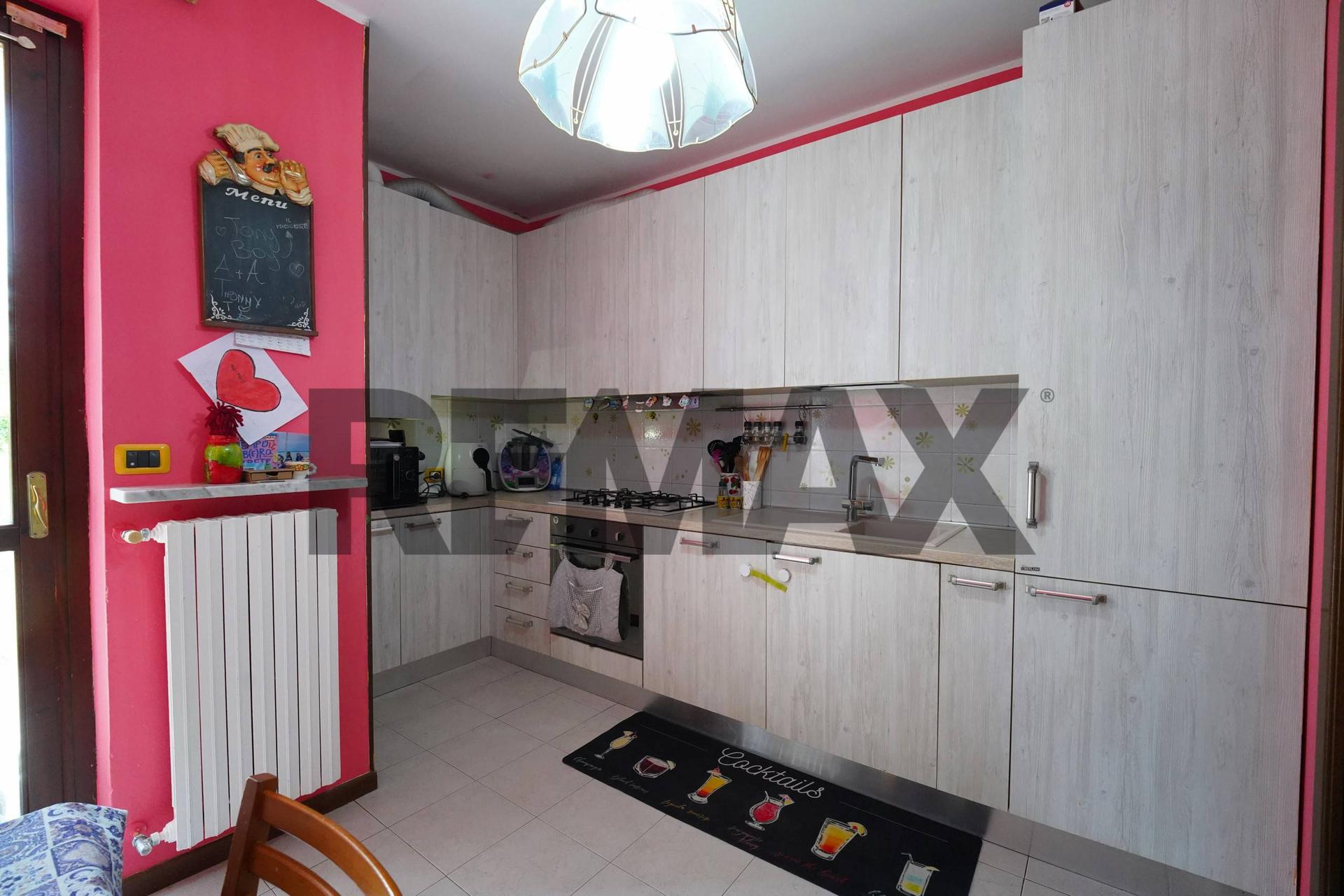 Trilocale in Via Verdi 2, Almenno San Bartolomeo