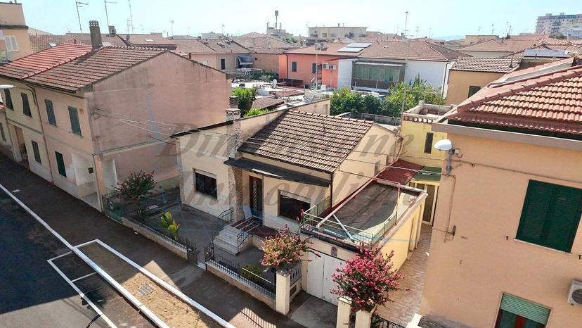 Casa indipendente in Via Lucca 7, Follonica — foto 4 di 5