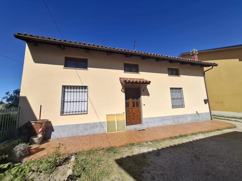 Casa indipendente, Govone — foto 2 di 5
